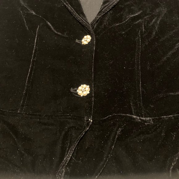 Women Velvet Jacket - Picture 5 of 6